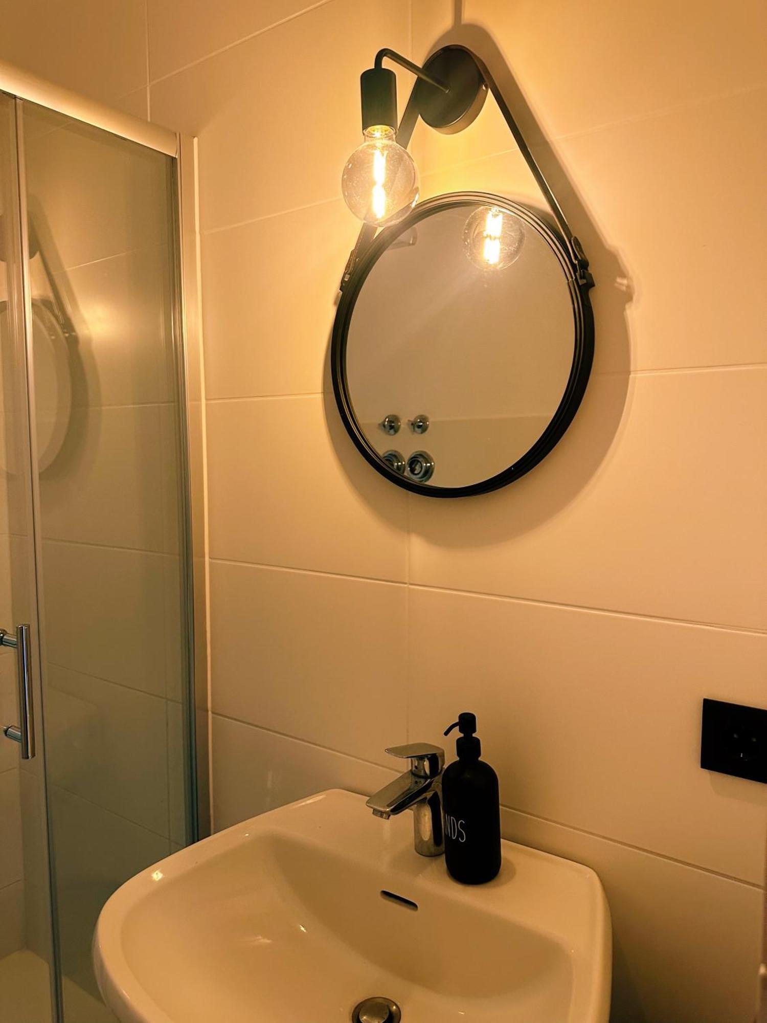 Coole Wohnung + Gratis Parkplatz Schwäbisch Hall Buitenkant foto