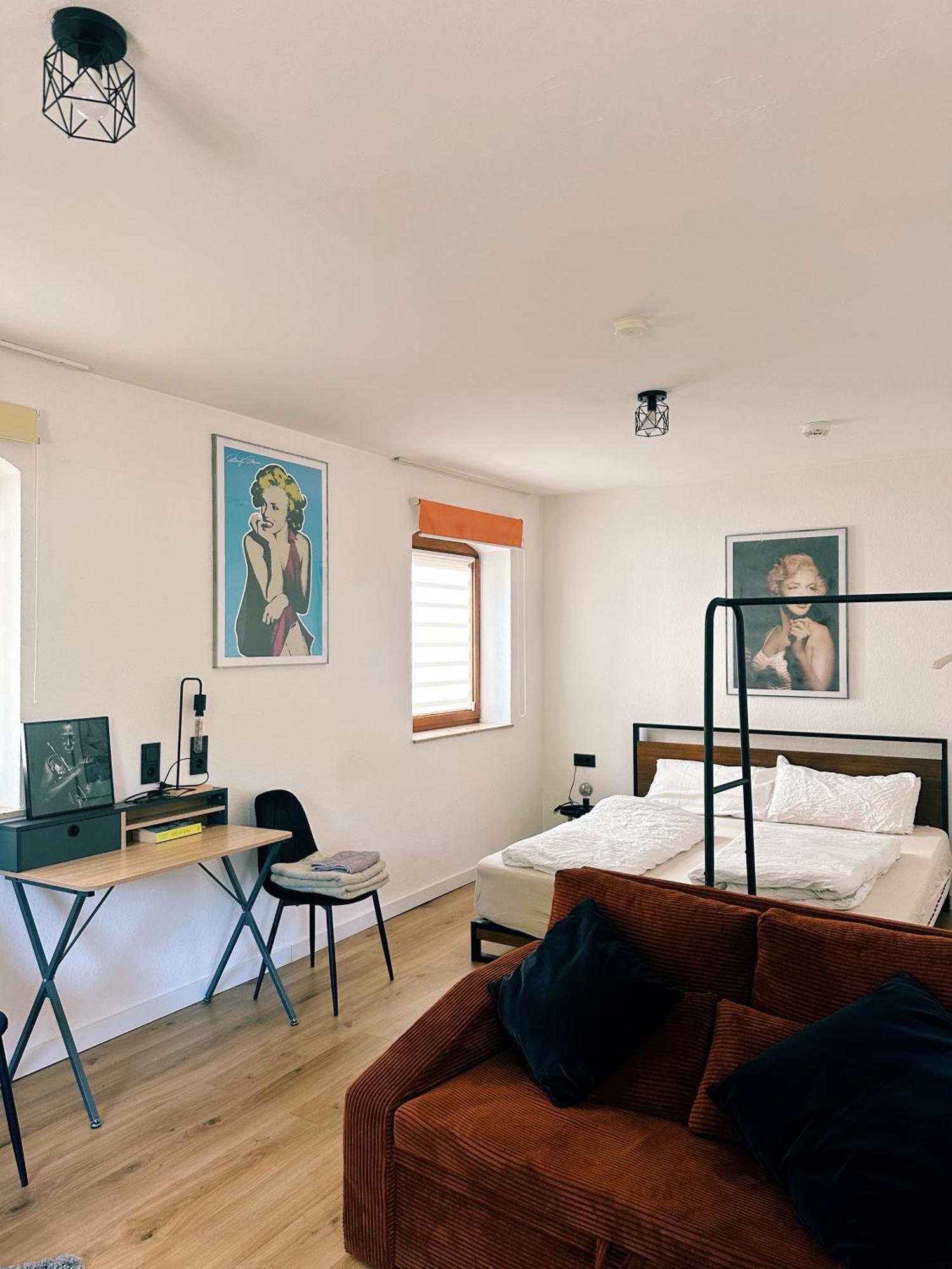 Coole Wohnung + Gratis Parkplatz Schwäbisch Hall Buitenkant foto